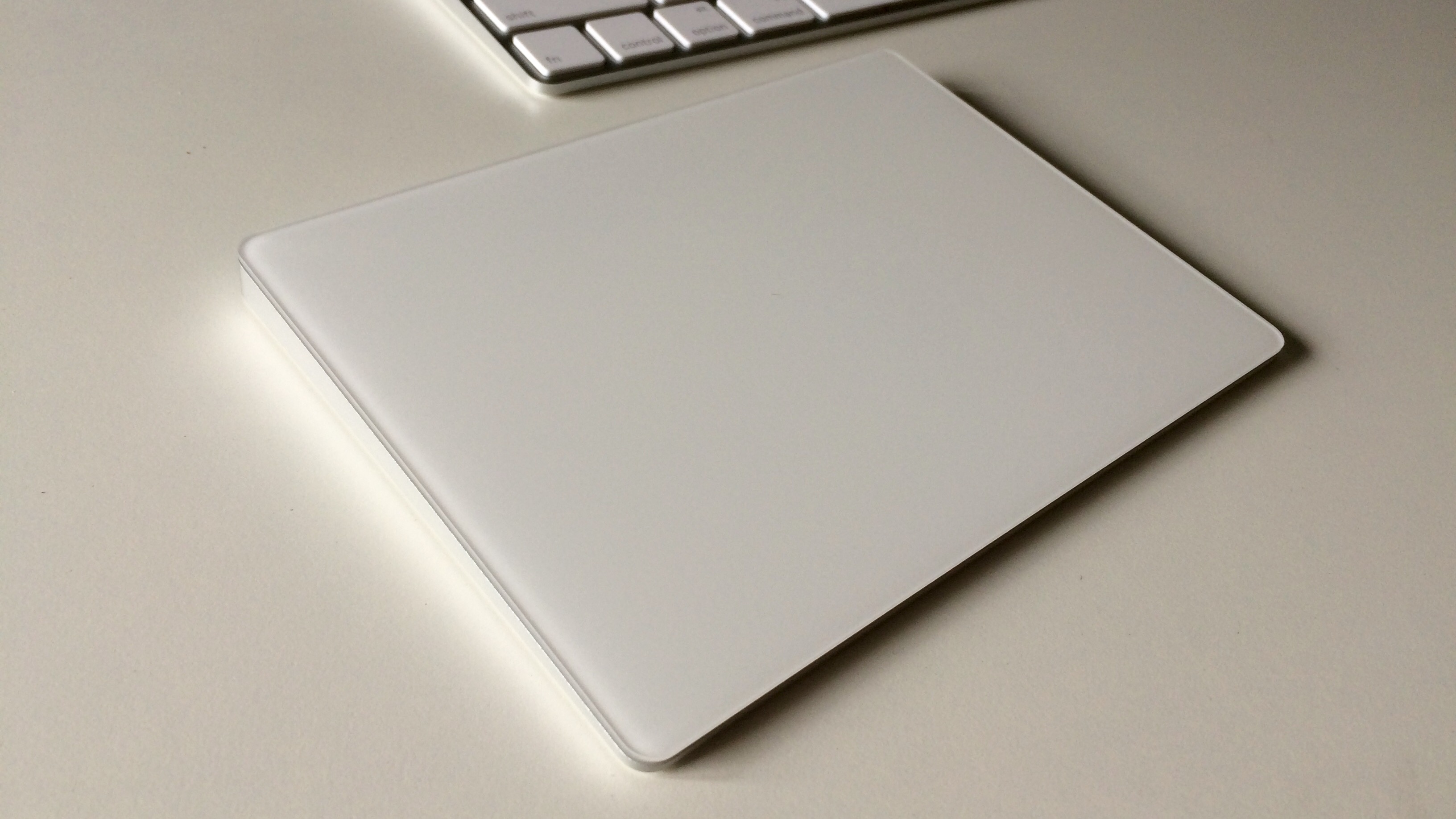 apple magic trackpad 2